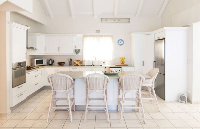 Chalet 40 Entire House Tranquil and Family-friendly Location - Photo 9