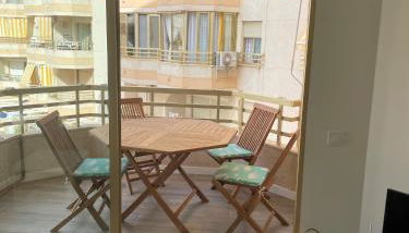 Familiar frente al Mediterráneo Piscina, parking - Foto 4