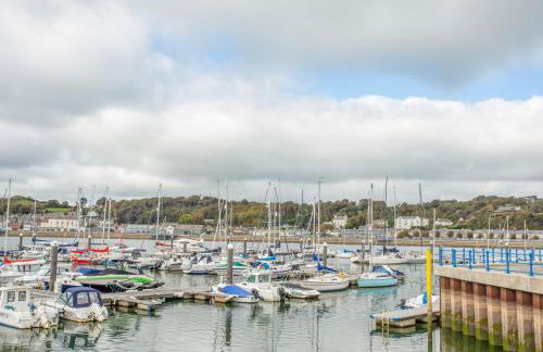 Hillside Apartment - Photo 22