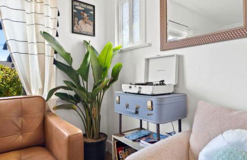 North Park Boho Bungalow by Rather Be Properties - Foto 12