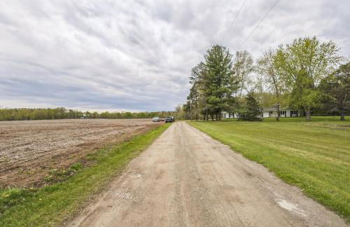 Serene Riverside Retreat home - Foto 19