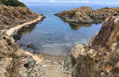 Magique Creek, piscine naturelle dans les rochers - Foto 5