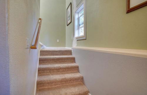 Cascade Cabin Hideaway with Views, half Mi to Lake - Foto 15