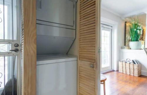 Tropical Designer House in Heart of Antique Row WPB - Foto 12