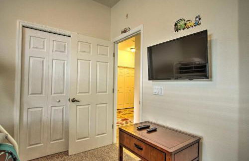Quiet Disney Condo w/ Balcony ~ 2 Miles to Disney World! - Foto 23