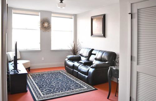 Downtown Aurora River Facing Gem - Foto 13