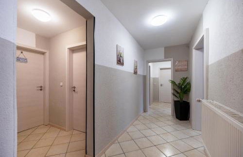 Stylische große 5-Zimmerwohnung-WLAN-Free Parking- - Foto 39