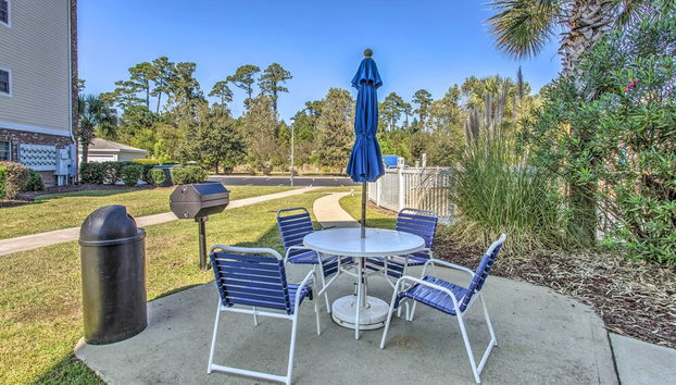 Resort Condo w/ Pool Access < 2 Mi to Beach & Golf - Foto 5, Interior