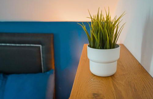 Private and Spacious 2 Bedroom House - Free Parking! - Foto 27