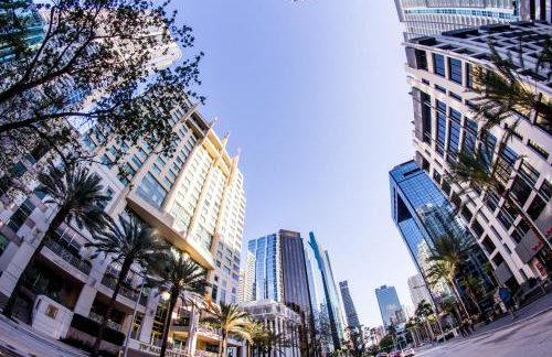 Spacious and bright in the heart of Brickell - Foto 47
