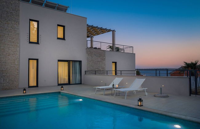 Luxury Villa Juliet with Heated Pool - Foto 36