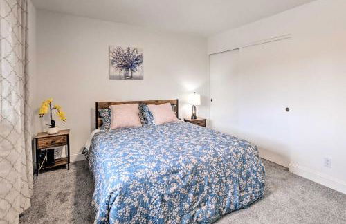 Relax Fireside and Play Pool! Home 4 Mi to Dtwn Reno - Foto 22