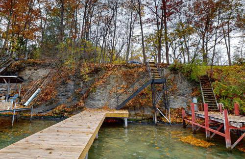 Modern Log Cabin with Vineyard Views - Foto 40