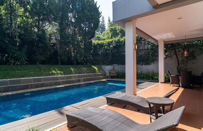 Harmony Hilltop City View 4BR Villa With Pool - Foto 1