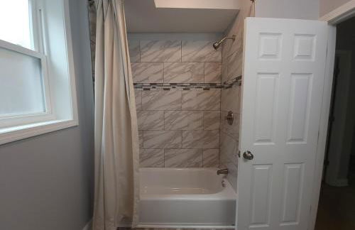 Beautiful Big 3 bedroom Quiet Apt near downtown - Foto 49