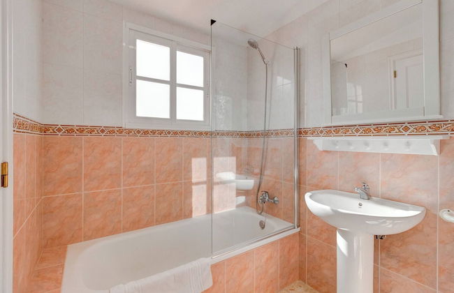 Nice House Nina With Jacuzzi - Photo 15