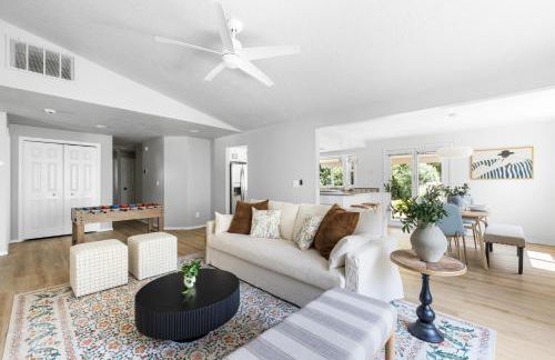 Stylish Renovation, Perfect for Families & Pets, Garage Parking, Sleeps 10 - Foto 5