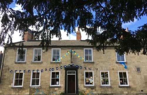 Large 4 bedroom home in Boston Spa village In-between York, Harrogate and Leeds, Sleeps 9 - Foto 32