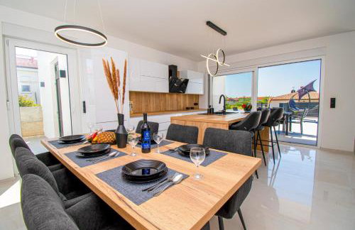 Villa Mina with a private pool in Pula - Photo 40