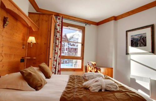 ARC 1950 - Appartement 10 personnes Duplex Cheminée - ski aux pieds - Sauna, Hammam, Jacuzzi - Photo 14