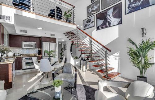 Luxury 2BD Corner Loft with Stunning Miami River View - Foto 2