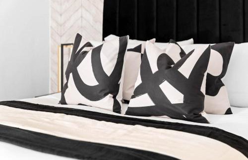 Stylish 3 Bedroom House - Garden - Pool Table - Parking 165M - Foto 8