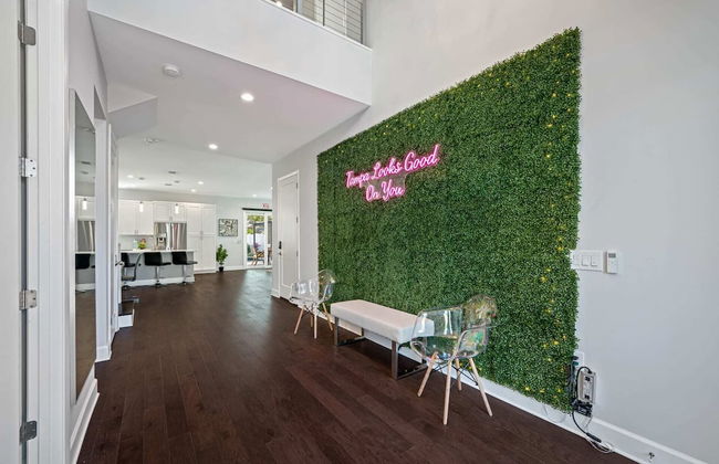 Luxury Tampa Home w/ Pool, Jacuzzi & Amenities - Foto 55