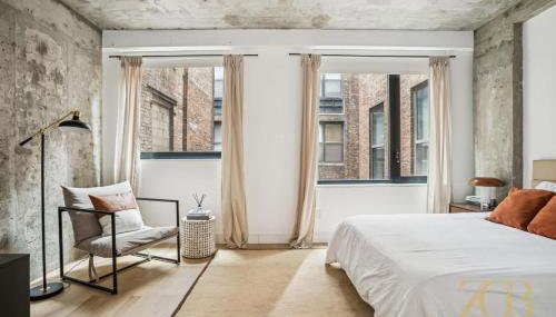 Modern 2BR with WD in Elevator Building in NoMad - Photo 3