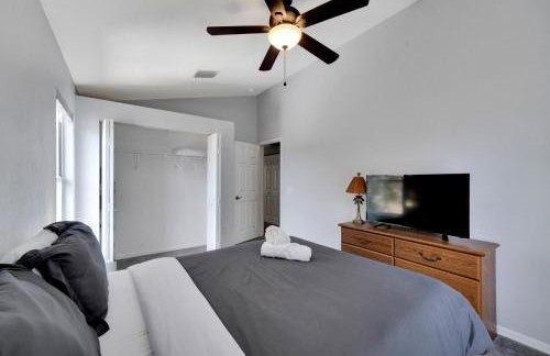 Spacious 3BR Family Home Near Sponge Docks - Foto 22