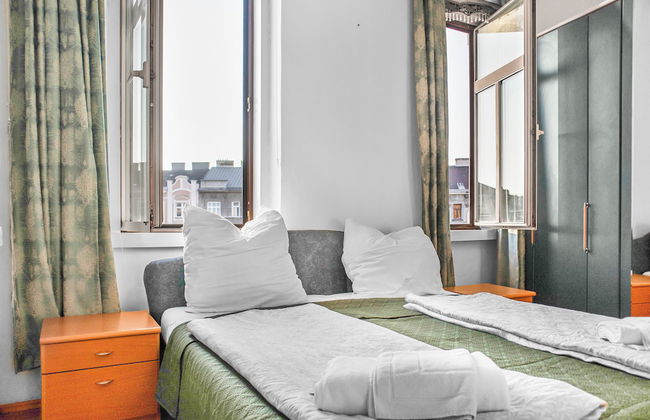 Shared 2BR Residence by Millennium Tower - Foto 13