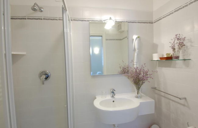 Santa Margherita Guesthouse - Photo 25