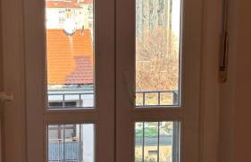 Caldo bilocale con metro sotto casa - Foto 10