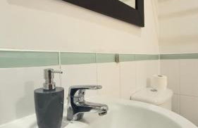 Modern spacious Studio opposite station II - Foto 8