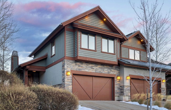 Blue Skies Lakeside Family-friendly Getaway w/ Hot Tub & BBQ - Foto 20