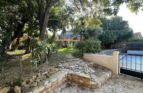 Maison provençale-piscine-jardin clôturé-8 pers - Foto 5