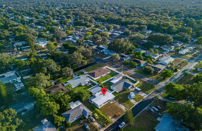 11350 Central Oasis 4BR Pool Home - Photo 37