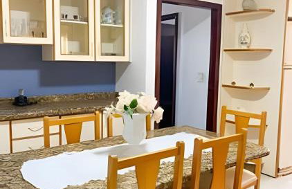 Casa com 2 suites e 1quarto piscina Ar para 8 hospedes - Foto 85