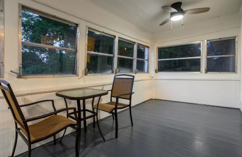 Promise Land Manor Historic home lake access, near parks and venues - Foto 34