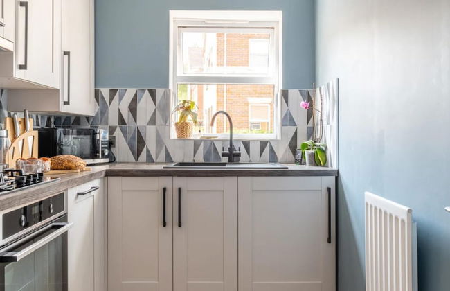 Captivating 2-bed Apartment in Chatham - Foto 6