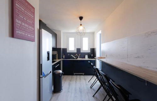 LE BEAULIEU * Appartement 4 chambres * 8pers * Clim * Parking * Balcon - Foto 2