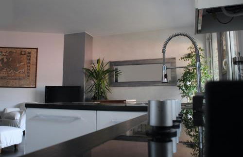 Moms Lakehouse - Foto 3