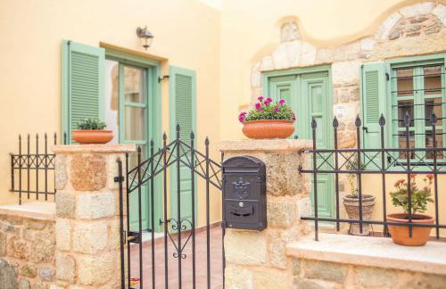 Traditional Stonehouse In Kalithies Village - Photo 7