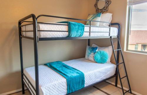 Heated Pool • Mini Golf • Huge Backyard • King Bed - Foto 30