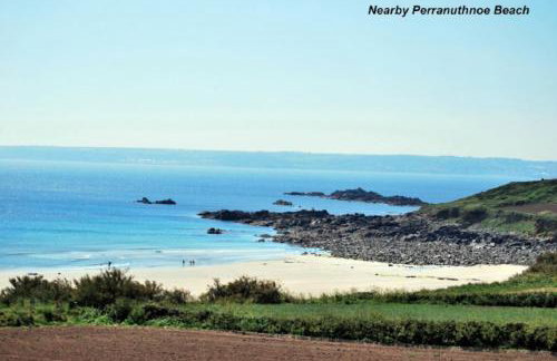 Grade II Listed 17th-Century Rectory in Cornwall - Photo 32
