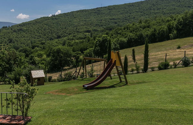 Scenic Stay in Poppi With Pool - Foto 29