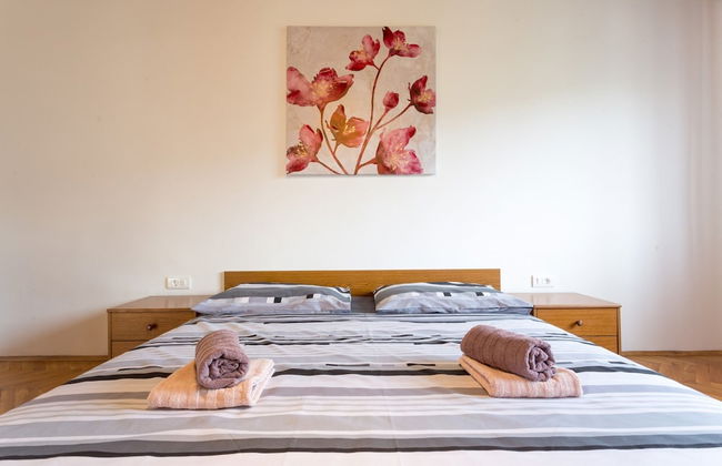 Large 150 m2 apt With Pool and 500 m2 Garden - Foto 7