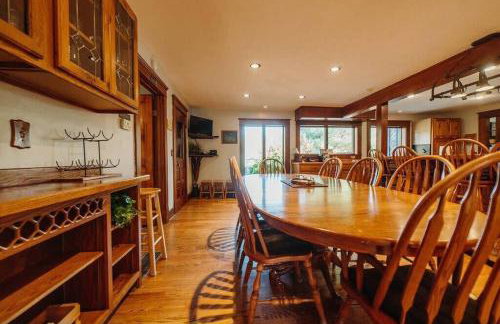 Majestic Home in Hocking wPool Jacuzzi Basketball - Foto 9