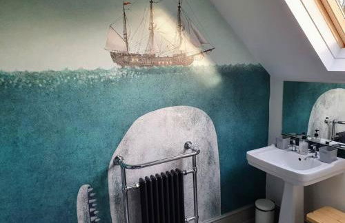 Peacock cottage- Two bedroom country cottage. - Photo 24