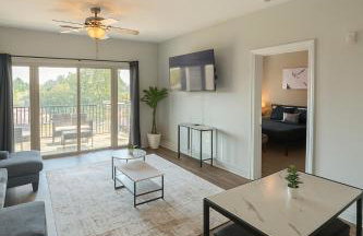 Luxury 2BR Condo Steps from UAB Campus 5a - Photo 7