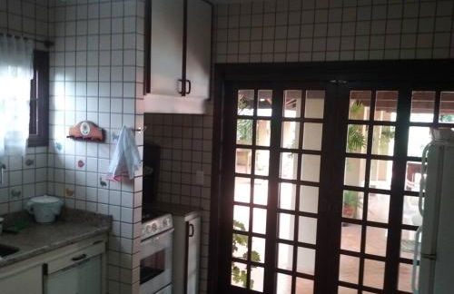 Chácara Linda e Aconchegante com 300mega Internet, Quadra Beach Tennis e Mesa de Sinuca - Foto 5